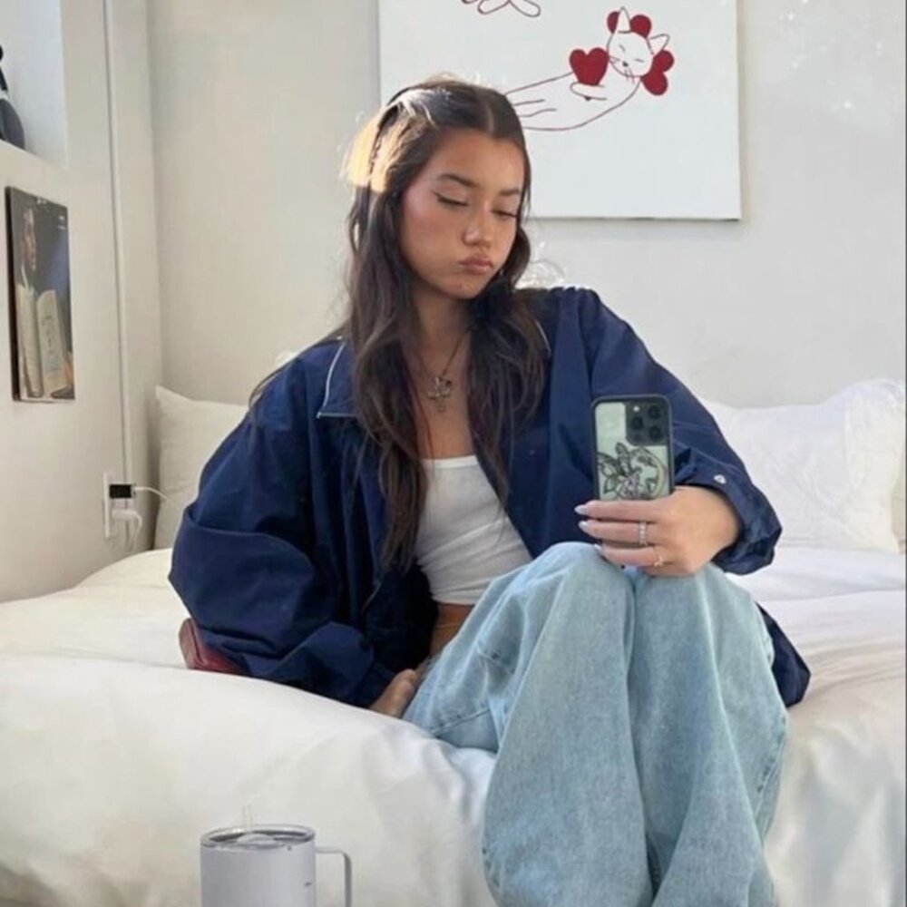 Meet your Posher, Ashley V